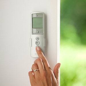 Somfy Fernbedienung Telis 16 RTS Pure (RTS Funk | 16 Kanäle) - 2401100 - 2 - Somfy