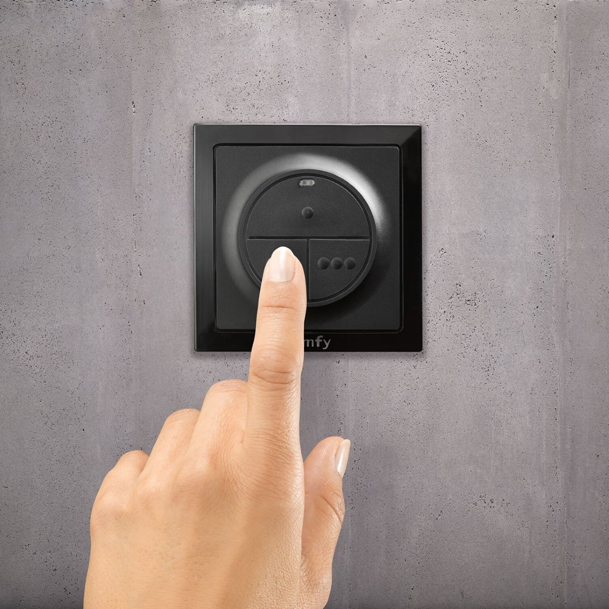 Komfortable Steuerung mit dem Somfy Funkwandtaster RTS